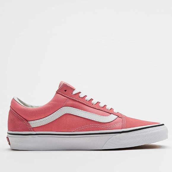 vans old skool trainers in red